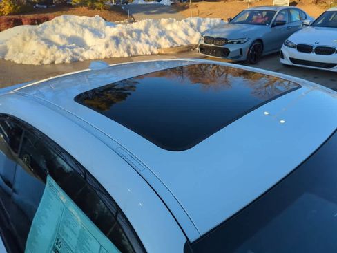 Used 2025 BMW M240i xDrive Coupe w/ Parking Assistance Package image 6