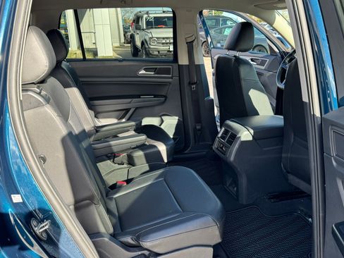 Used 2019 Volkswagen Atlas SE w/ Towing Package image 17