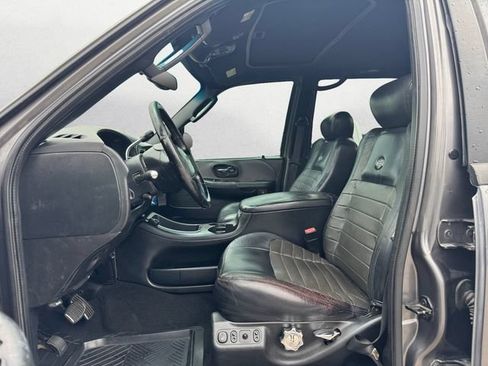Used 2002 Ford F150 Harley-Davidson RWD image 9