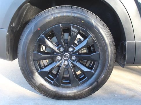 Certified 2025 MAZDA CX-50 AWD 2.5 S w/ Preferred Package image 11