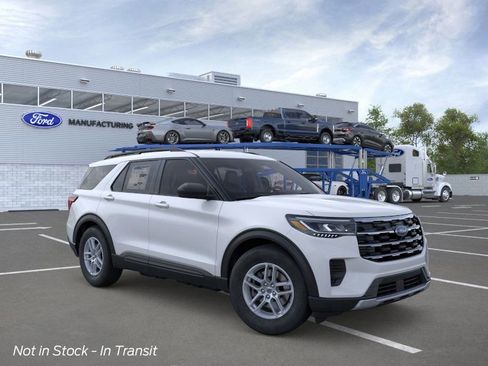 New 2026 Ford Explorer Active image 7