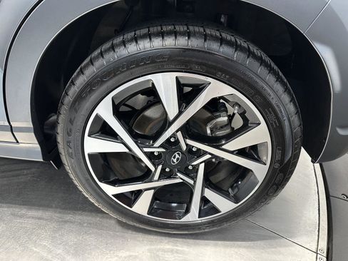 Certified 2022 Hyundai Kona Limited w/ Cargo Package AWD/4WD image 10