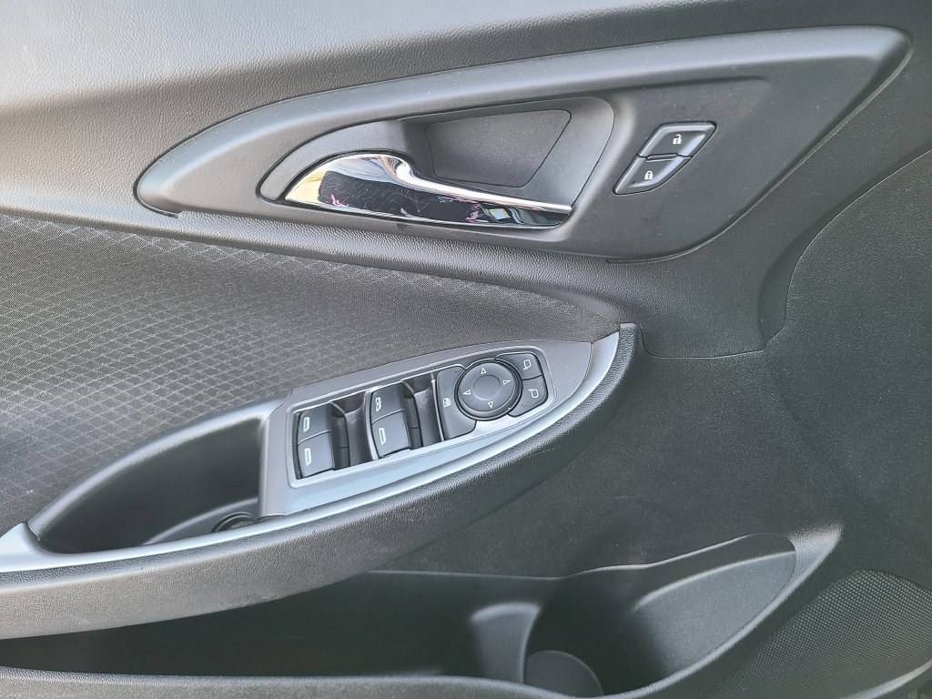 Used 2025 Chevrolet Malibu LT FWD image 20