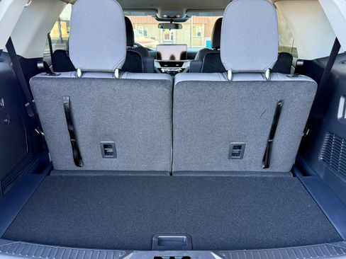 New 2026 Ford Explorer Active image 16