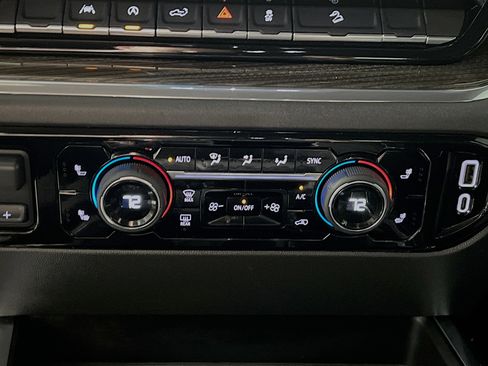 Used 2025 Chevrolet Silverado 1500 LT Trail Boss w/ Convenience Package II image 25