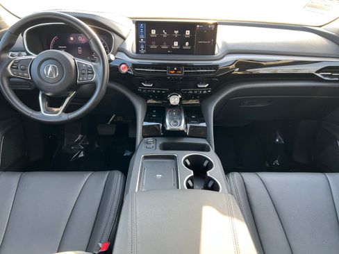 Used 2025 Acura MDX SH-AWD image 10