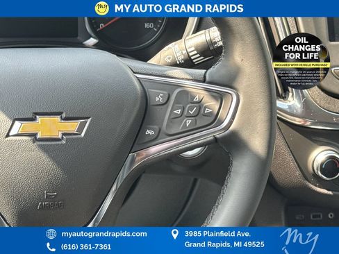 Used 2024 Chevrolet Equinox LT w/ LPO, Floor Liner Package AWD/4WD image 16