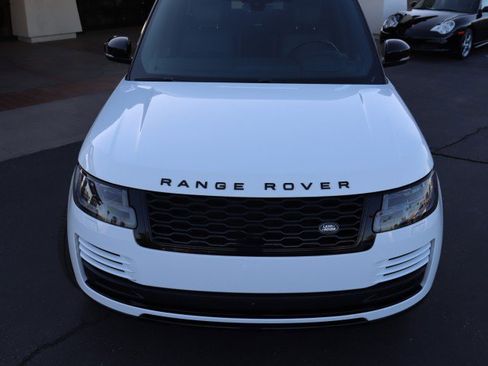 Used 2018 Land Rover Range Rover HSE image 9