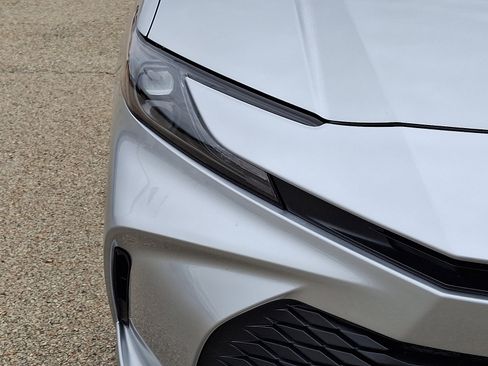 Used 2026 Toyota Camry LE image 9