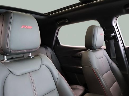 Used 2024 Chevrolet TrailBlazer RS w/ Convenience Package image 14