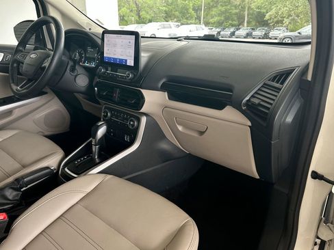 Used 2021 Ford EcoSport Titanium AWD/4WD image 34
