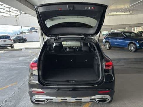 Certified 2026 Mercedes-Benz GLC 300 GLC 300 image 8