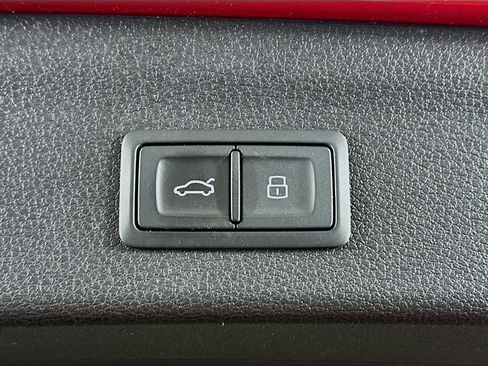Used 2024 Audi Q3 2.0T Premium AWD/4WD image 30