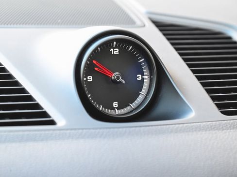 Used 2023 Porsche Cayenne image 22