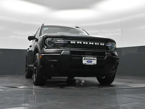 Used 2025 Ford Bronco Sport Outer Banks w/ Outer Banks Tech Package+ image 29