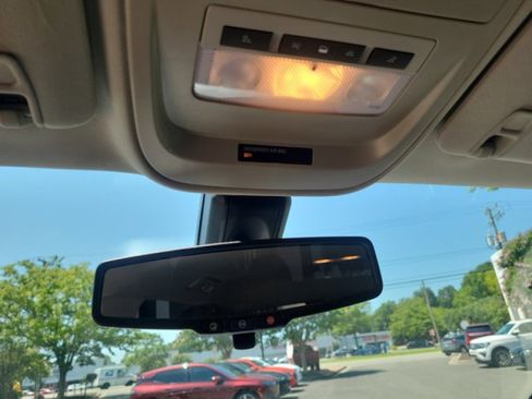 Used 2018 Chevrolet Colorado LT w/ LT Convenience Package image 26