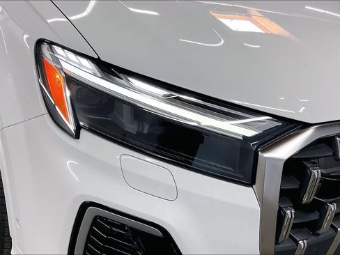 Certified 2025 Audi Q7 3.0T Premium Plus w/ Premium Plus Package AWD/4WD image 30