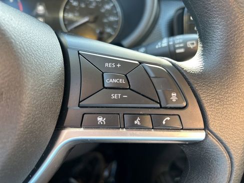 Used 2024 Nissan Kicks SV image 25