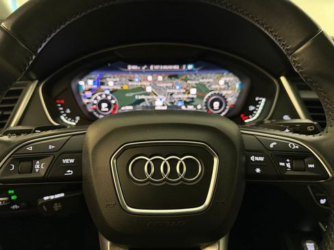 Used 2019 Audi Q5 2.0T Premium Plus w/ Premium Plus Package AWD/4WD image 17
