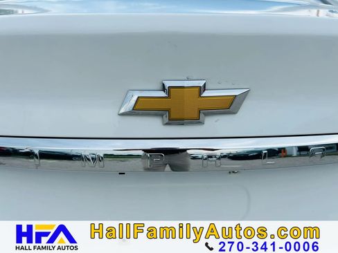 Used 2014 Chevrolet Impala LT w/ Convenience Package FWD image 32