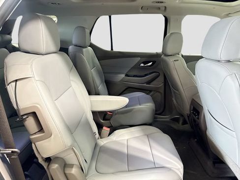 Used 2019 Chevrolet Traverse LT w/ LT Premium Package AWD/4WD image 23