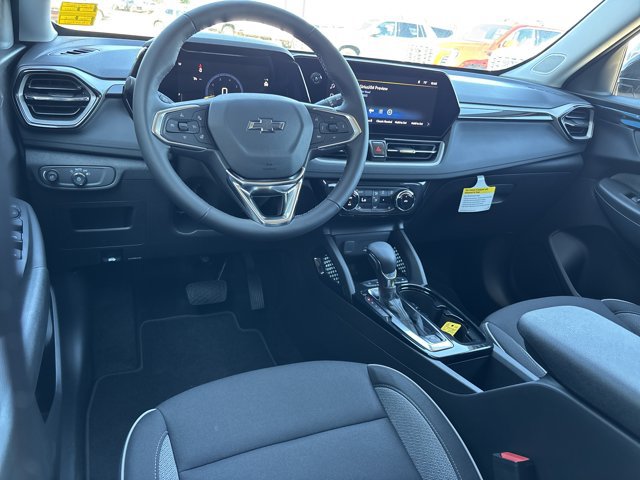 New 2026 Chevrolet TrailBlazer LT w/ Convenience Package FWD image 18