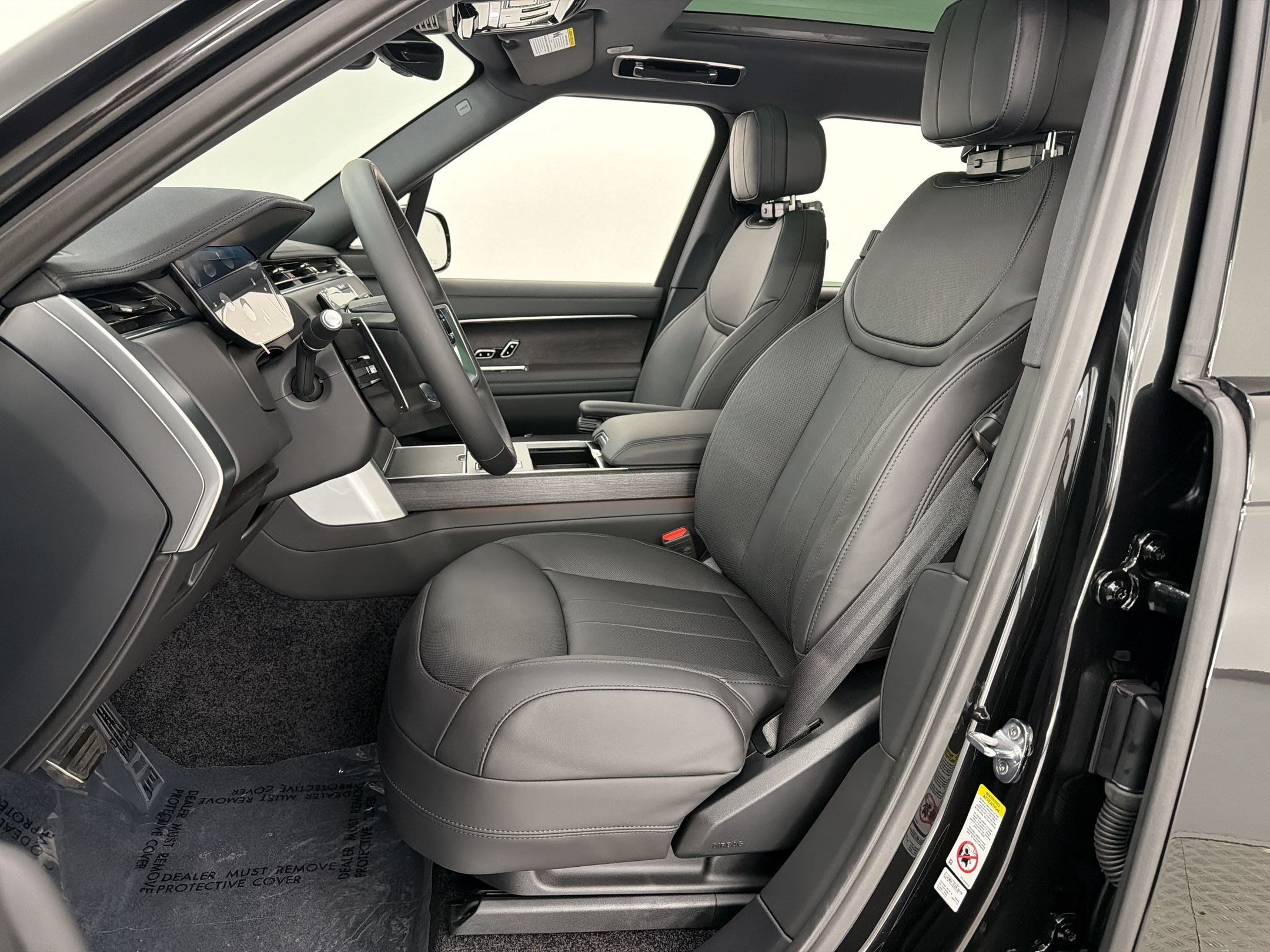 New 2026 Land Rover Range Rover SE AWD/4WD image 5