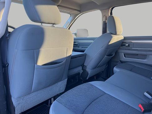 Used 2014 RAM 3500 SLT w/ Protection Group image 30