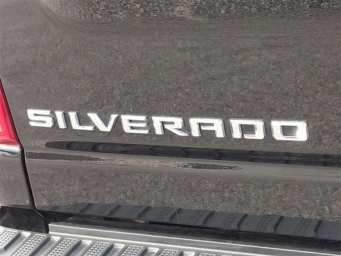 Used 2024 Chevrolet Silverado 3500 High Country w/ High Country Premium Package image 31