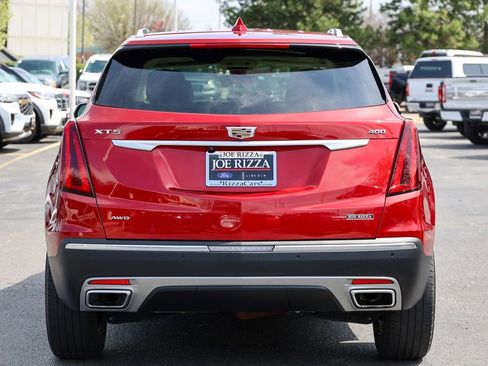 Used 2021 Cadillac XT5 Premium Luxury w/ LPO, Floor Liner Package image 29