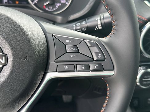 New 2025 Nissan Sentra SR w/ Midnight Edition image 26