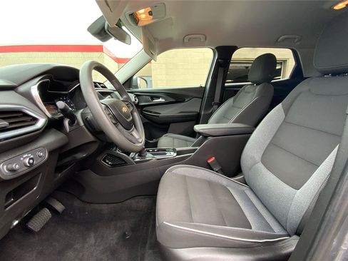 Used 2021 Chevrolet TrailBlazer LT AWD/4WD image 10