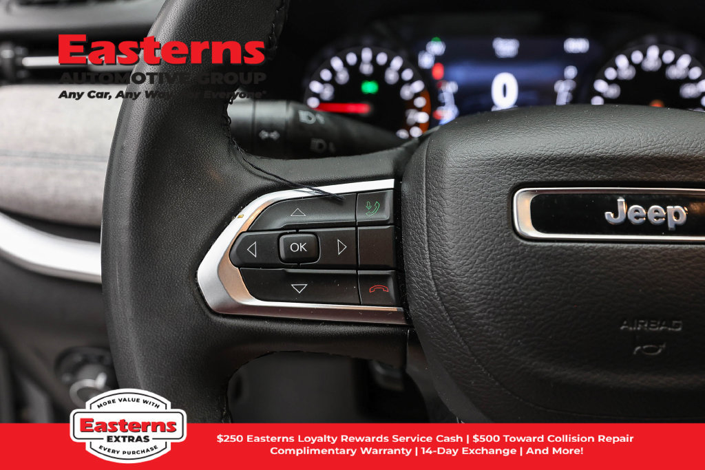 Used 2024 Jeep Compass Latitude AWD/4WD image 15
