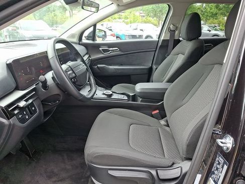 Certified 2026 Kia Sportage LX FWD image 14