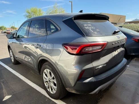 Used 2025 Ford Escape Active FWD image 3
