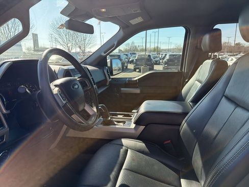 Used 2019 Ford F150 Lariat image 14