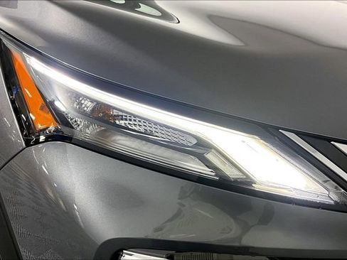 Used 2023 Nissan Rogue SV w/ SV Premium Package AWD/4WD image 28