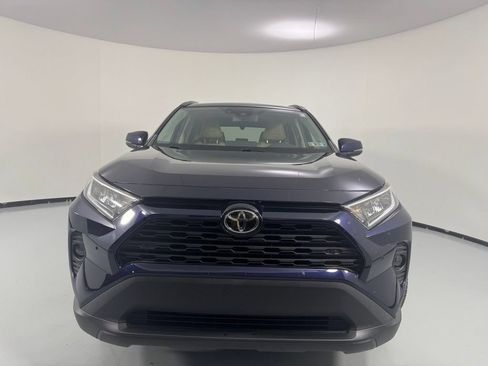 Used 2021 Toyota RAV4 XLE Premium AWD/4WD image 2