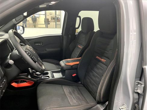 Used 2024 Nissan Frontier PRO-4X w/ Off-Road Protection Package image 10