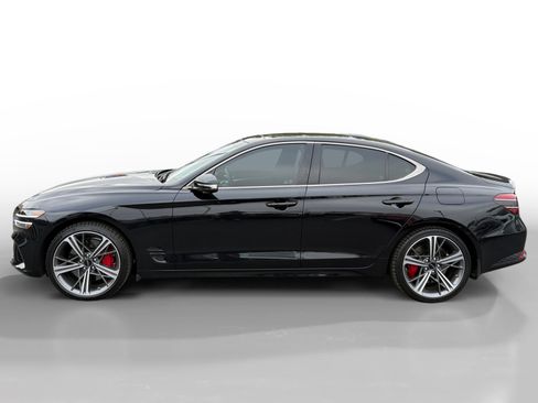 Used 2025 Genesis G70 3.3T Advanced w/ Sport Prestige Package image 2