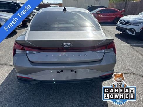 Used 2023 Hyundai Elantra SEL FWD image 4