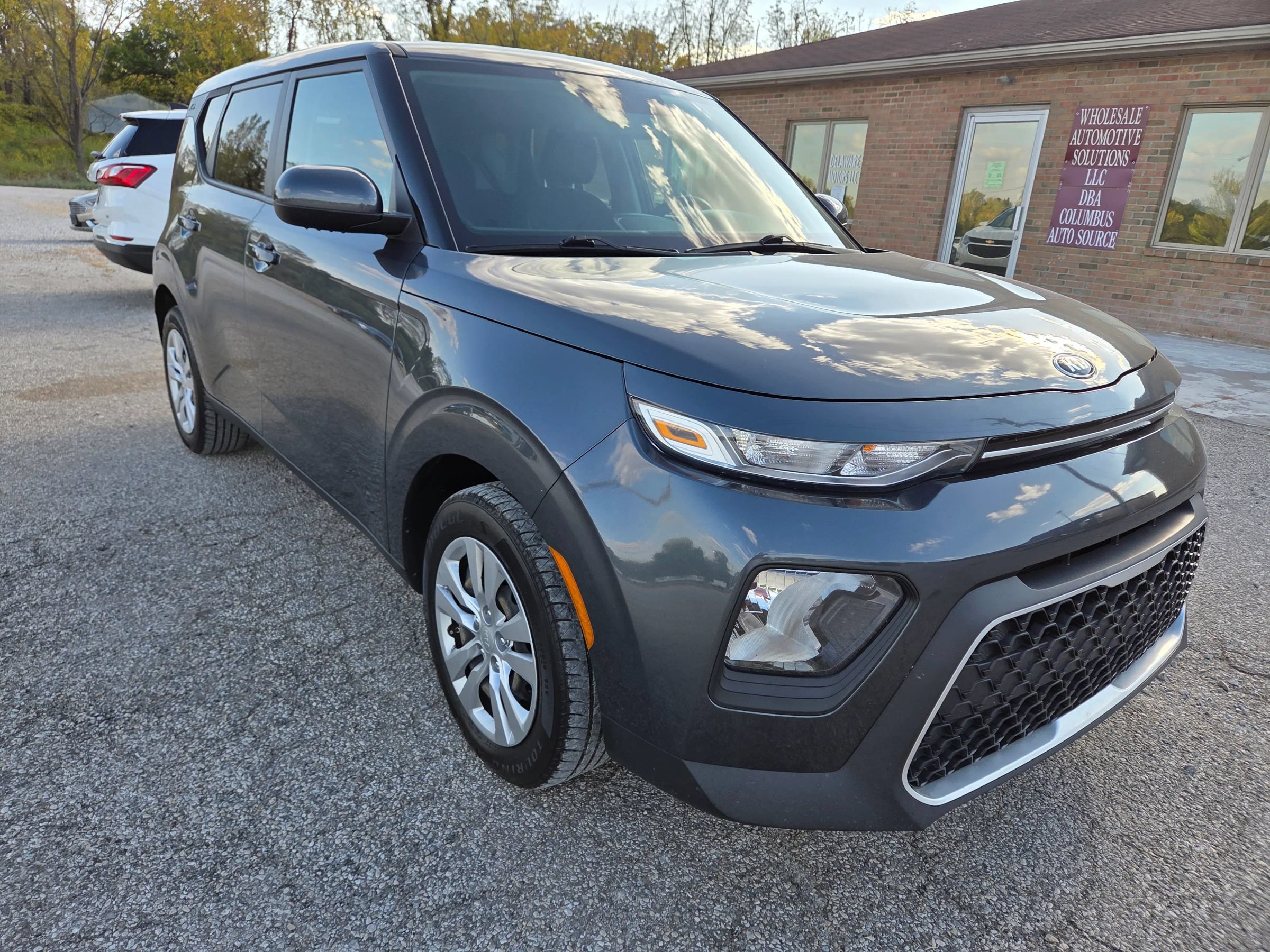 Used 2020 Kia Soul LX FWD image 3