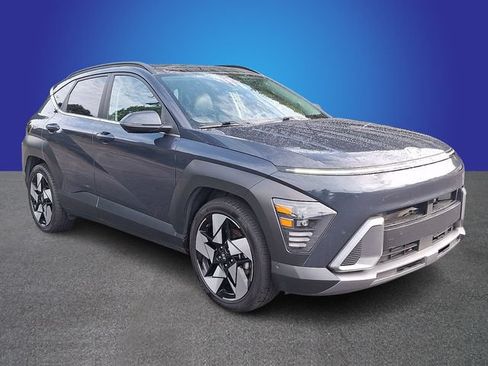 Used 2024 Hyundai Kona Limited FWD image 3