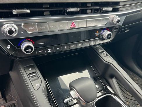 Certified 2025 Kia Telluride SX Prestige X-Line image 21