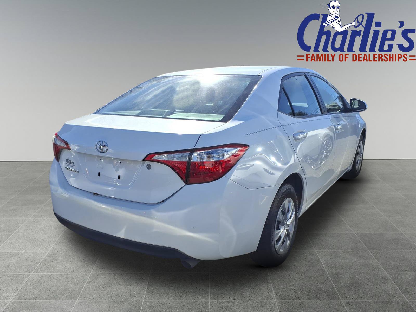 Used 2016 Toyota Corolla L FWD image 4