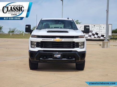 Used 2025 Chevrolet Silverado 2500 Custom w/ Custom Value Package AWD/4WD image 5