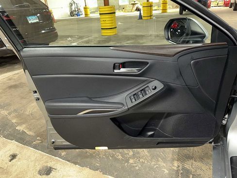 Certified 2019 Toyota Avalon XLE image 29