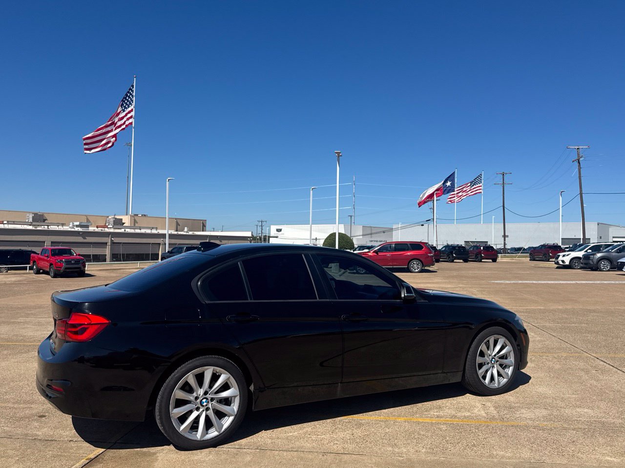 Used 2018 BMW 320i xDrive Sedan AWD/4WD image 27