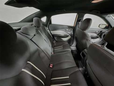 Used 2014 Dodge Dart SXT FWD image 25