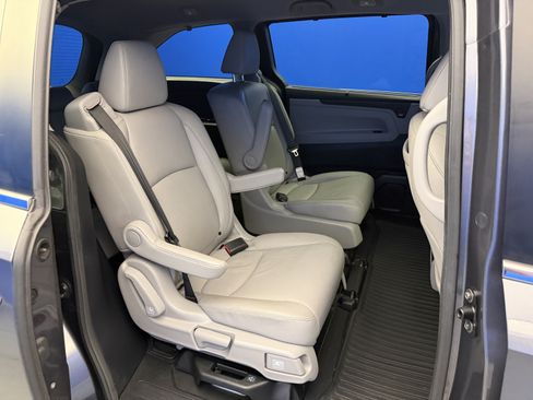 Used 2019 Honda Odyssey EX-L image 27